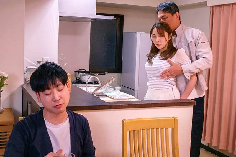 Anh xã hiền không đáp ứng đủ chuyện chăn gối, bà xã chết mê trước gã nhà bên dân chơi