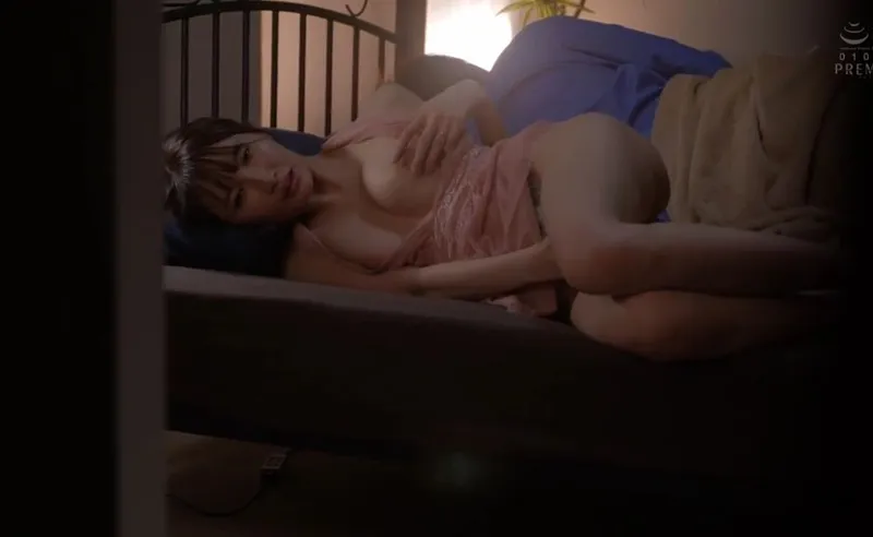 đưa cấp trên say xỉn về nhà, cậu nhân viên số hưởng húp được vợ tiền bối xinh dâm