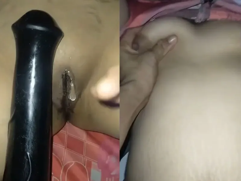 Bạn gái xinh tươi vú to bím múp móc lồn bằng sextoy cực sướng